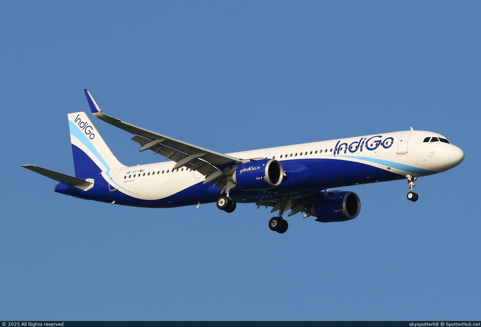 Photo of VT-IWU - Airbus A321-252NX operated by IndiGo