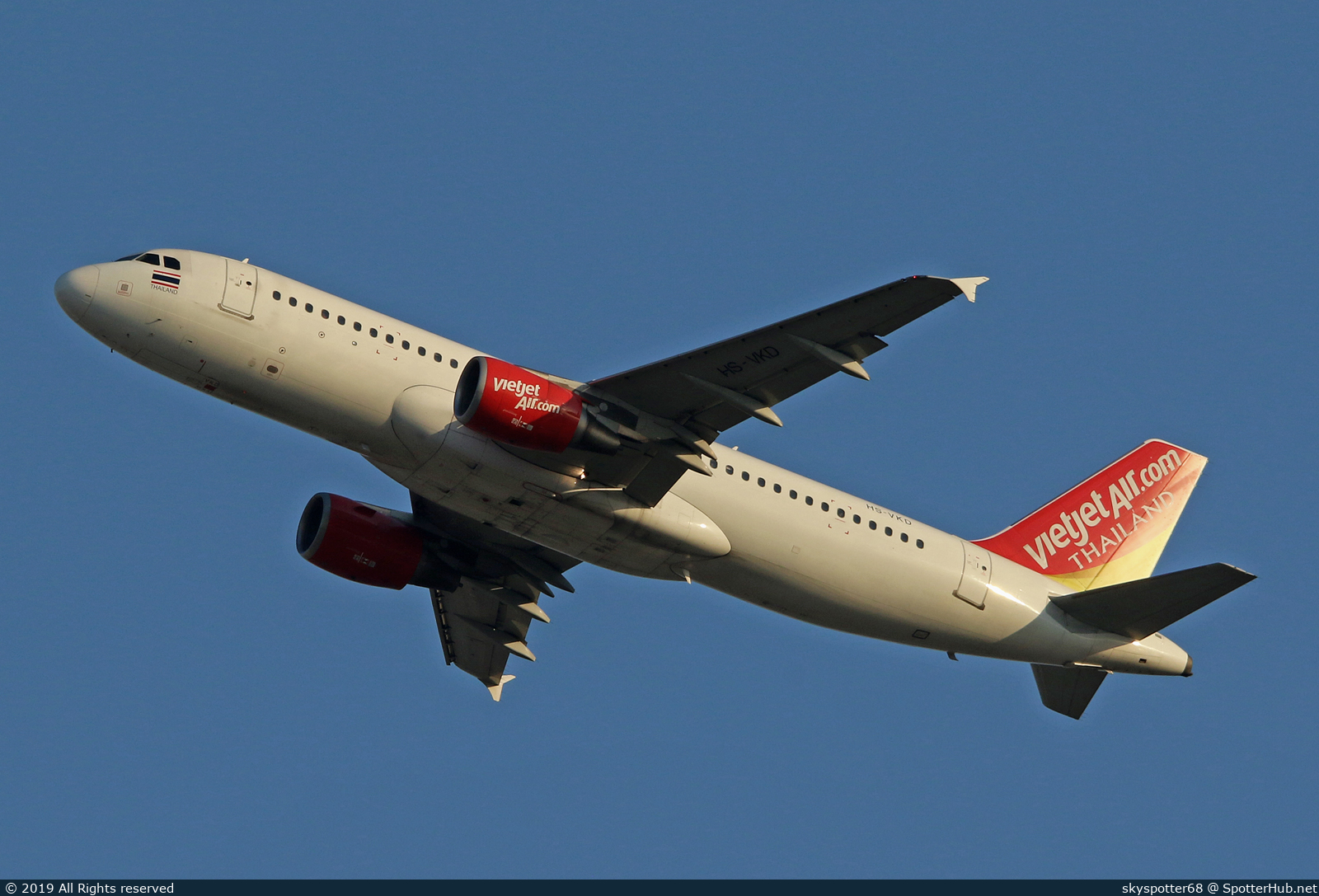 Photo of HS-VKD - Airbus A320-214 operated by Thai VietJet Air