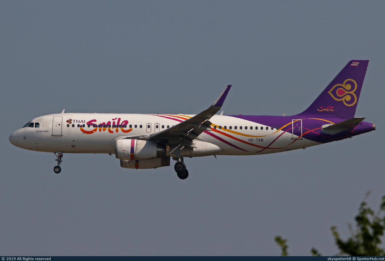 Photo of HS-TXN - Airbus A320-232 operated by Thai Smile