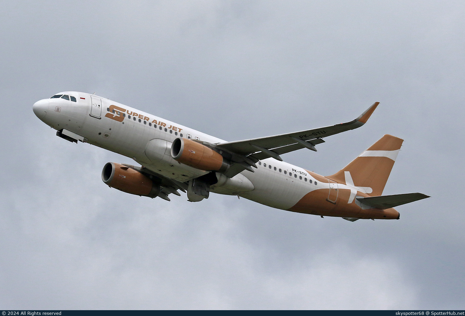 Photo of PK-STU - Airbus A320-232 operated by Super Air Jet