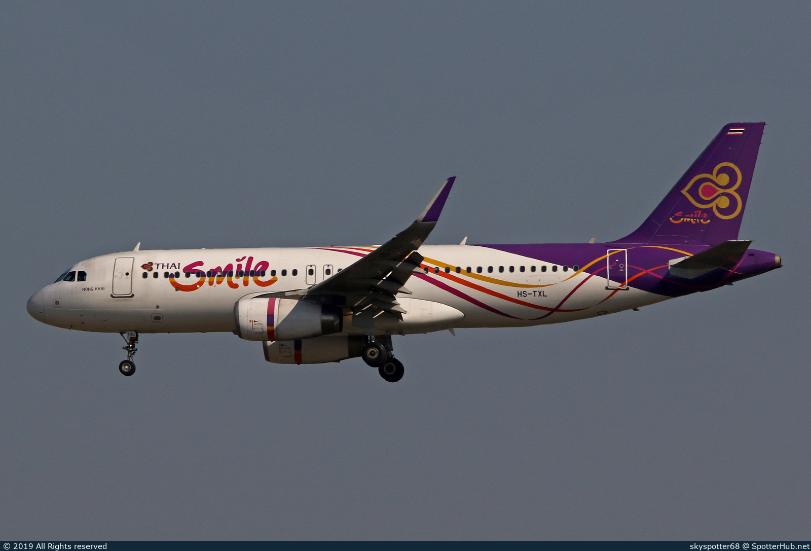 Photo of HS-TXL - Airbus A320-232 operated by Thai Smile