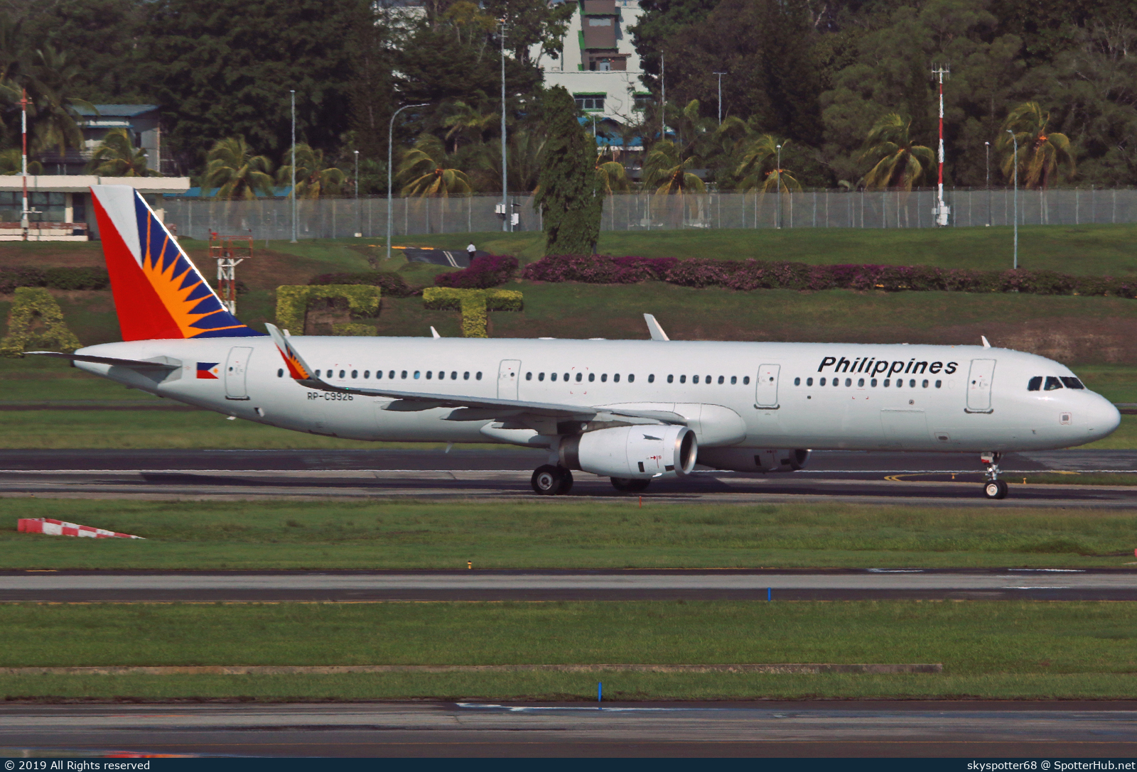Photo of RP-C9926 - Airbus A321-231 operated by Philippine Airlines