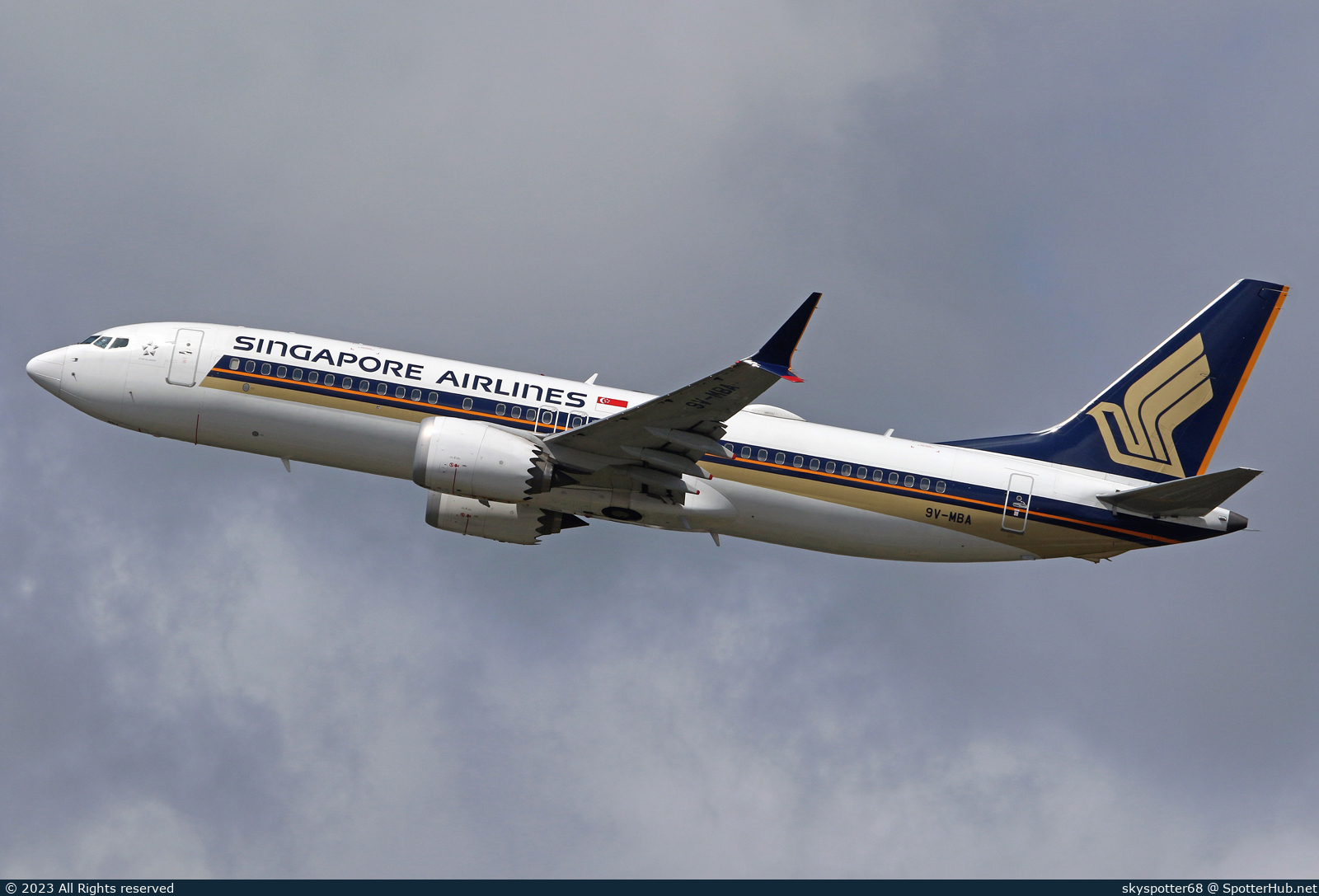 Photo of 9V-MBA - Boeing 737 MAX 8 operated by Singapore Airlines