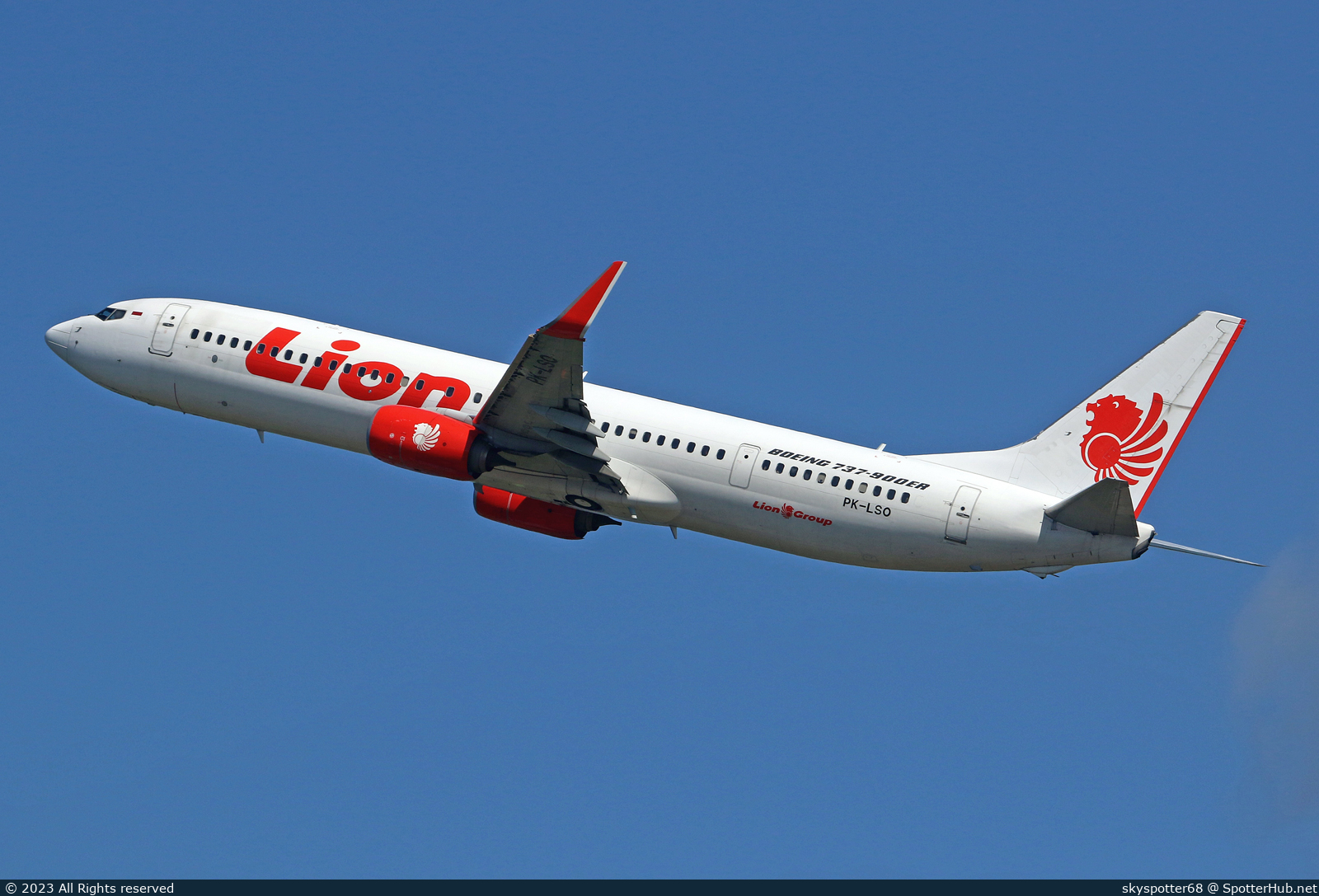 Photo of PK-LSO - Boeing 737-9GP(ER) operated by Lion Air