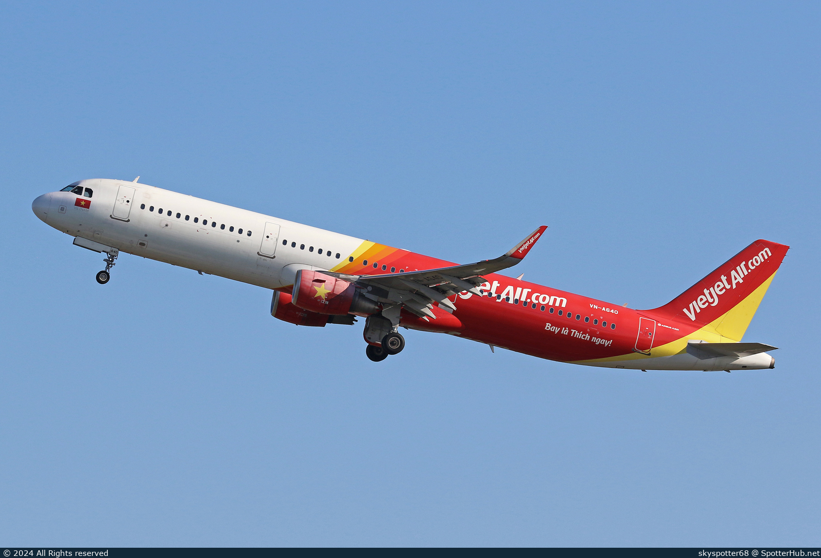 Photo of VN-A640 - Airbus A321-211 operated by VietJet Air
