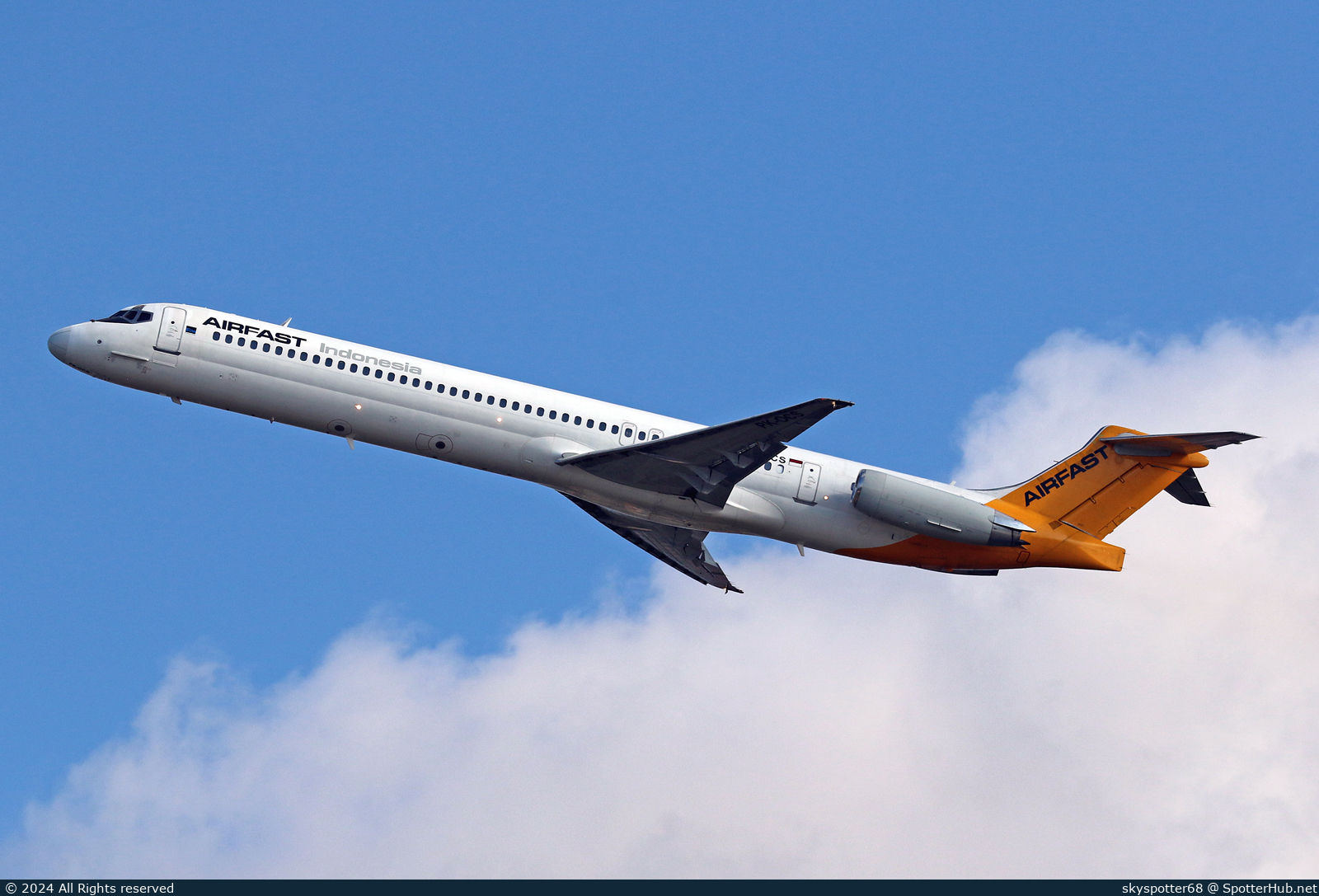 Photo of PK-OCS - McDonnell Douglas MD-83 operated by Airfast Indonesia
