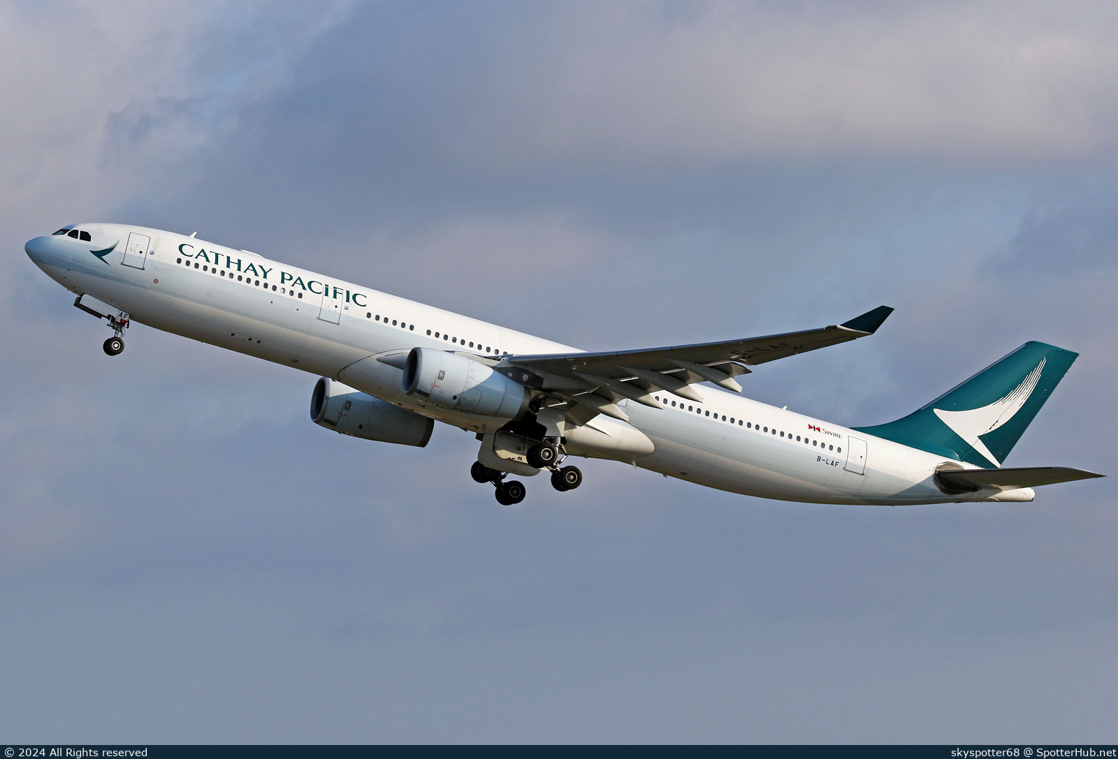 Photo of B-LAF - Airbus A330-342 operated by Cathay Pacific Airways