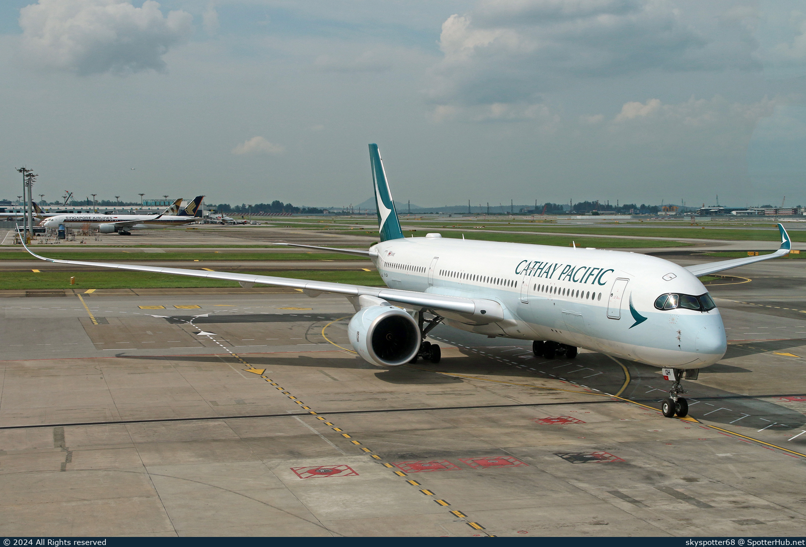 Photo of B-LQH - Airbus A350-941 operated by Cathay Pacific Airways