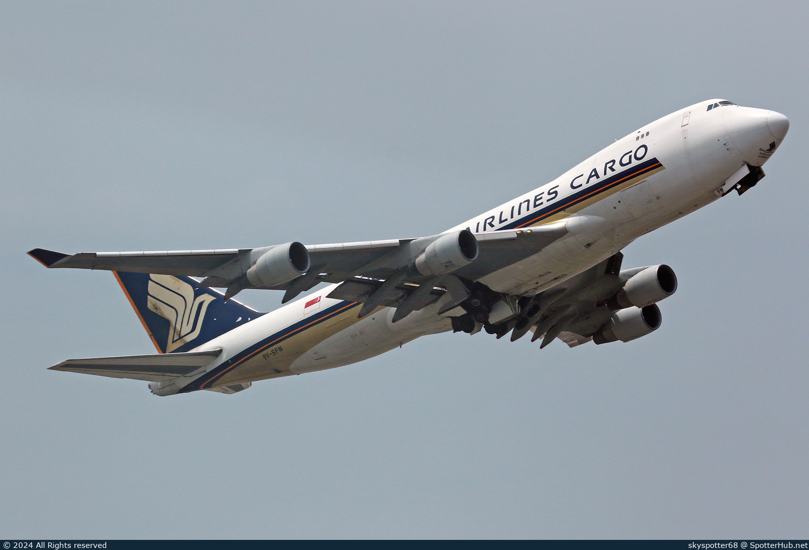 Photo of 9V-SFN - Boeing 747-412F operated by Singapore Airlines Cargo
