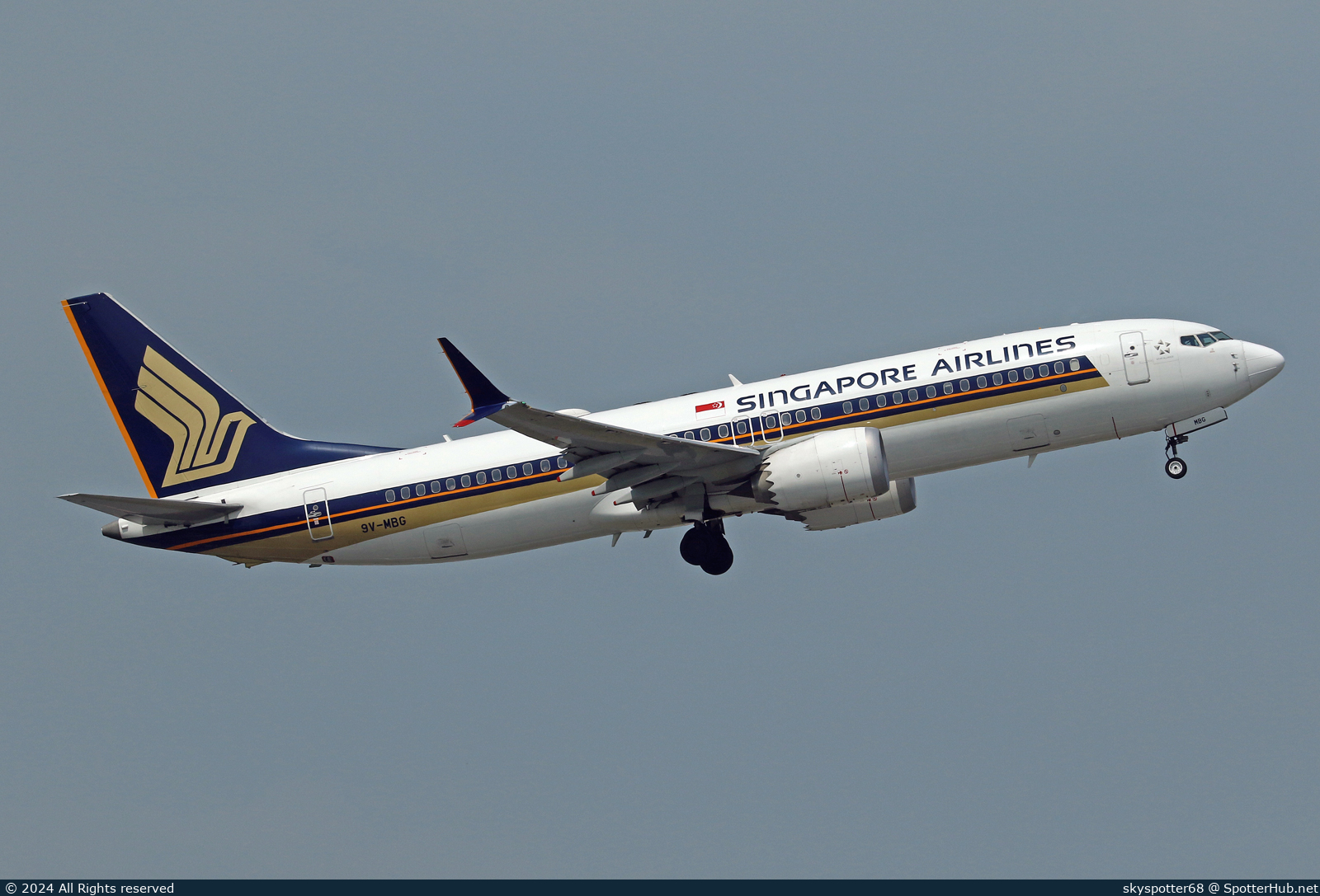 Photo of 9V-MBG - Boeing 737 MAX 8 operated by Singapore Airlines