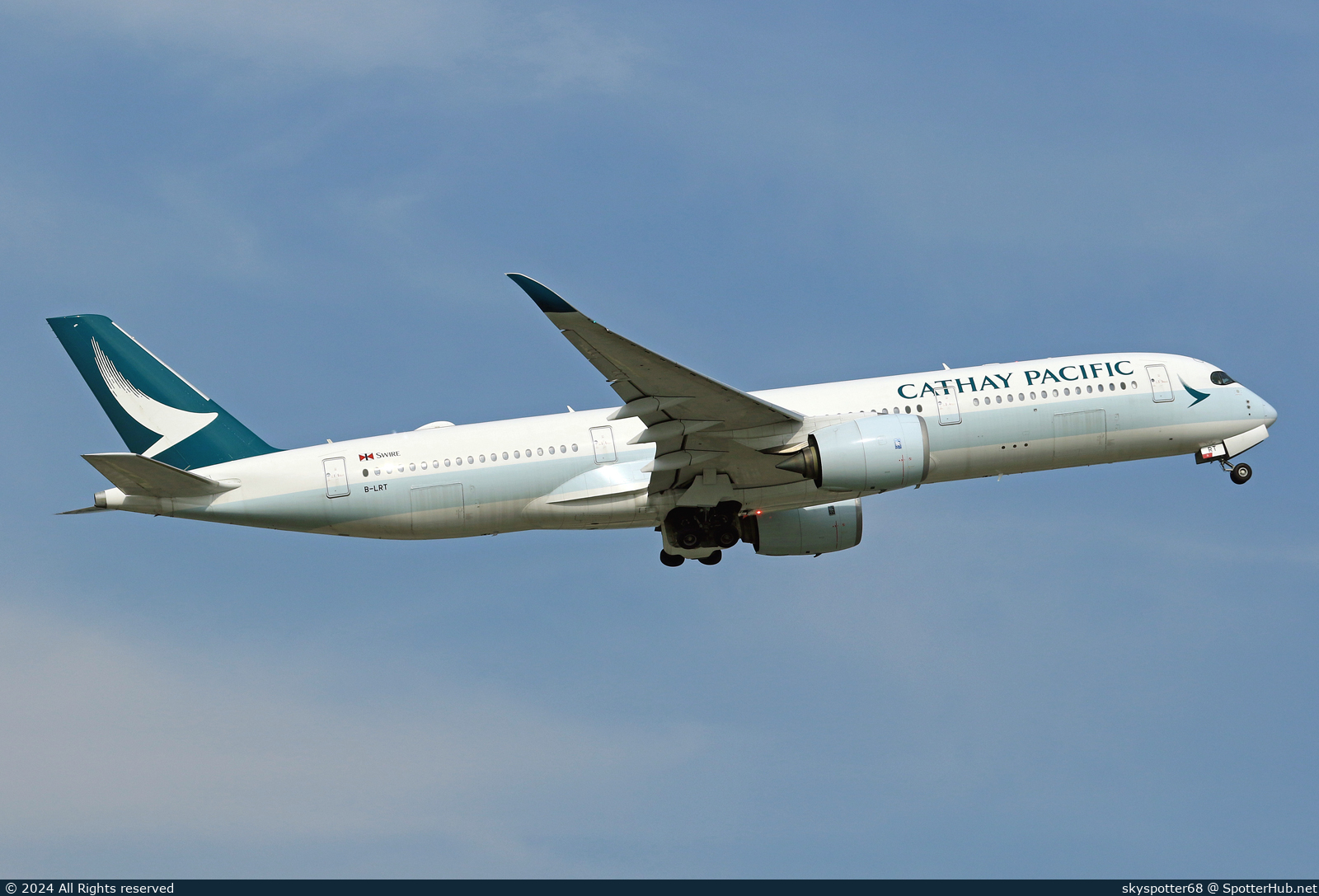 Photo of B-LRT - Airbus A350-941 operated by Cathay Pacific Airways