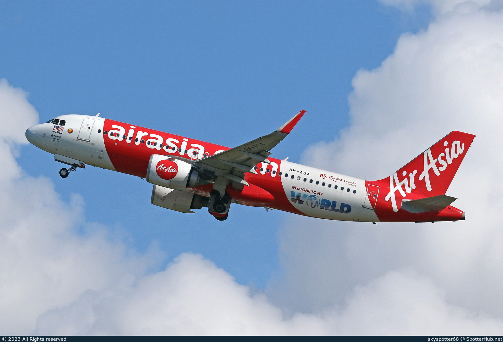 Photo of 9M-AGA - Airbus A320-251N operated by AirAsia