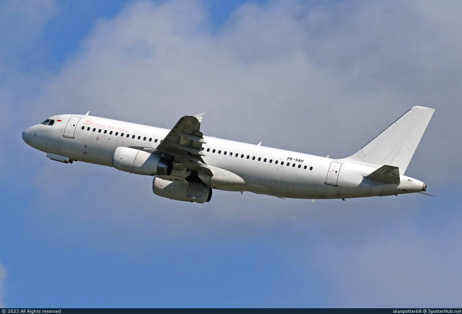 Photo of PK-SAH - Airbus A320-232 operated by Super Air Jet