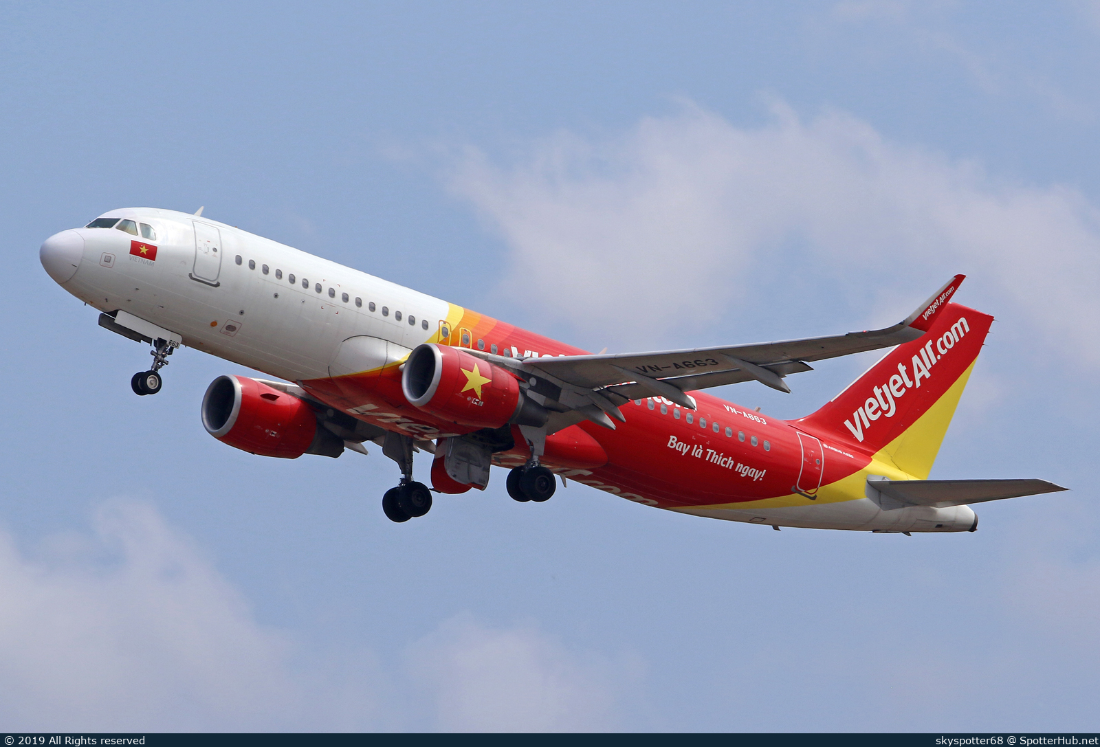 Photo of VN-A663 - Airbus A320-214 operated by VietJet Air