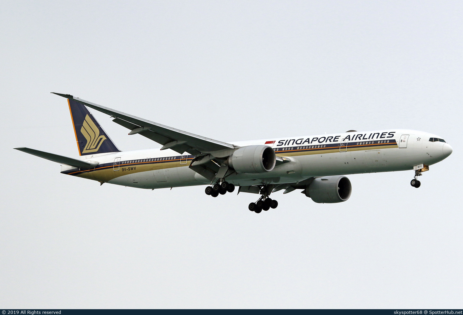 Photo of 9V-SWV - Boeing 777-312(ER) operated by Singapore Airlines