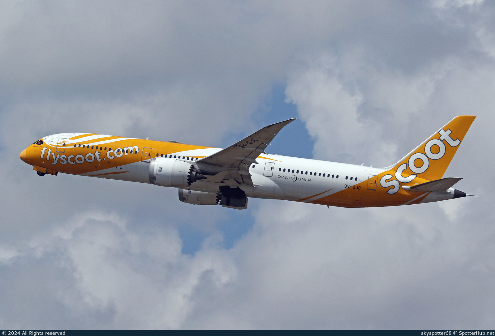 Photo of 9V-OJC - Boeing 787-9 Dreamliner operated by Scoot