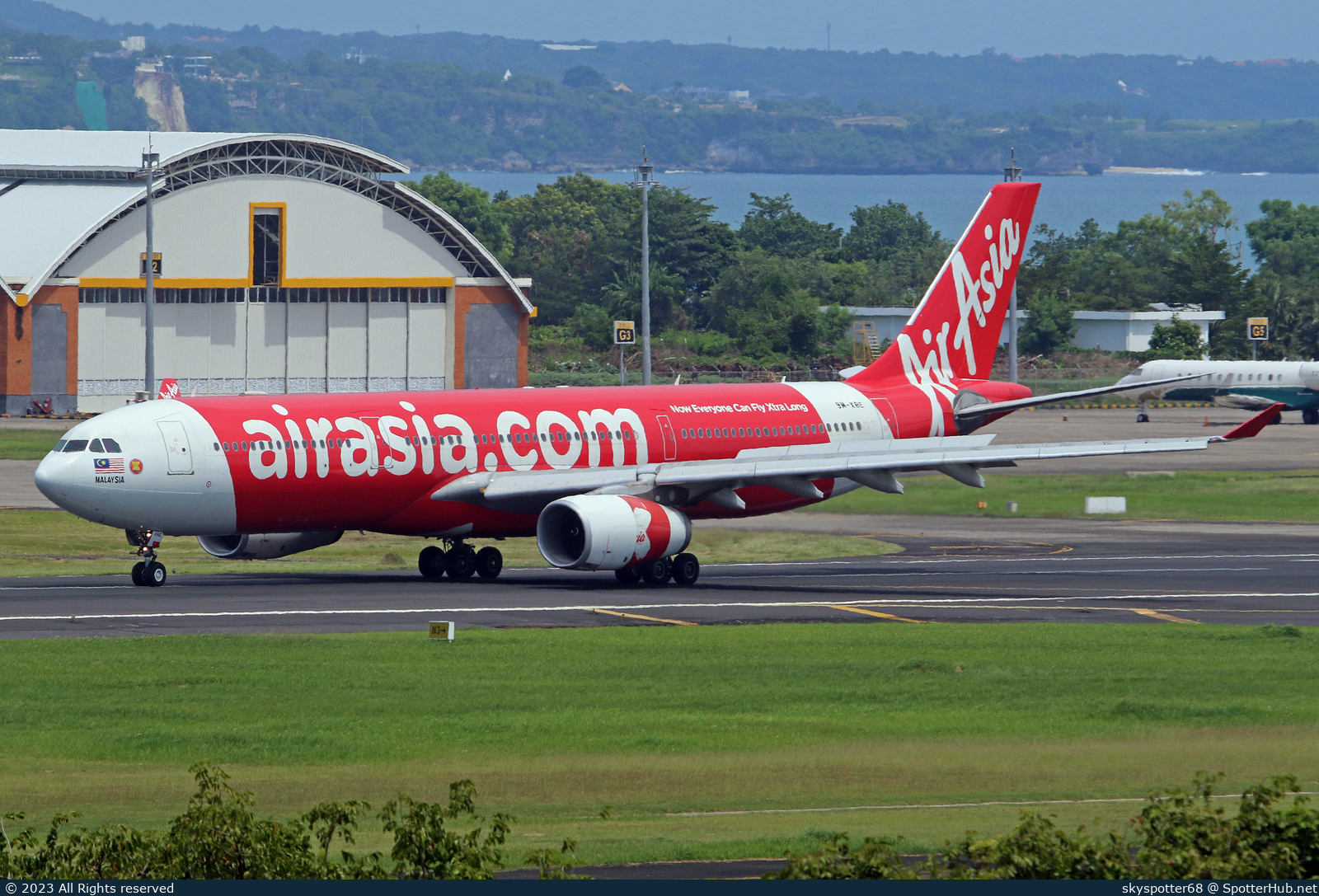Photo of 9M-XBE - Airbus A330-343 operated by AirAsia X