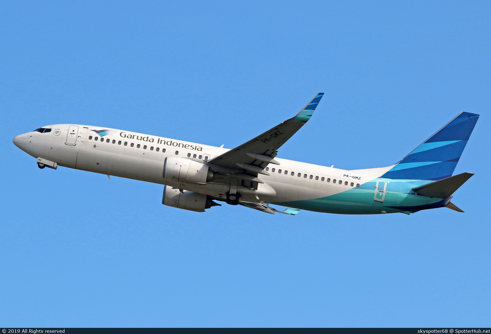 Photo of PK-GMZ - Boeing 737-8U3 operated by Garuda Indonesia