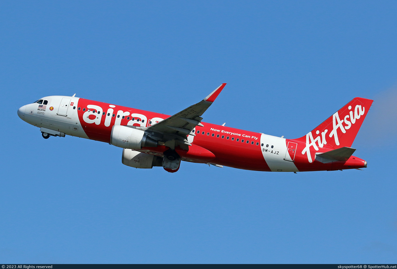 Photo of 9M-AJZ - Airbus A320-216 operated by AirAsia