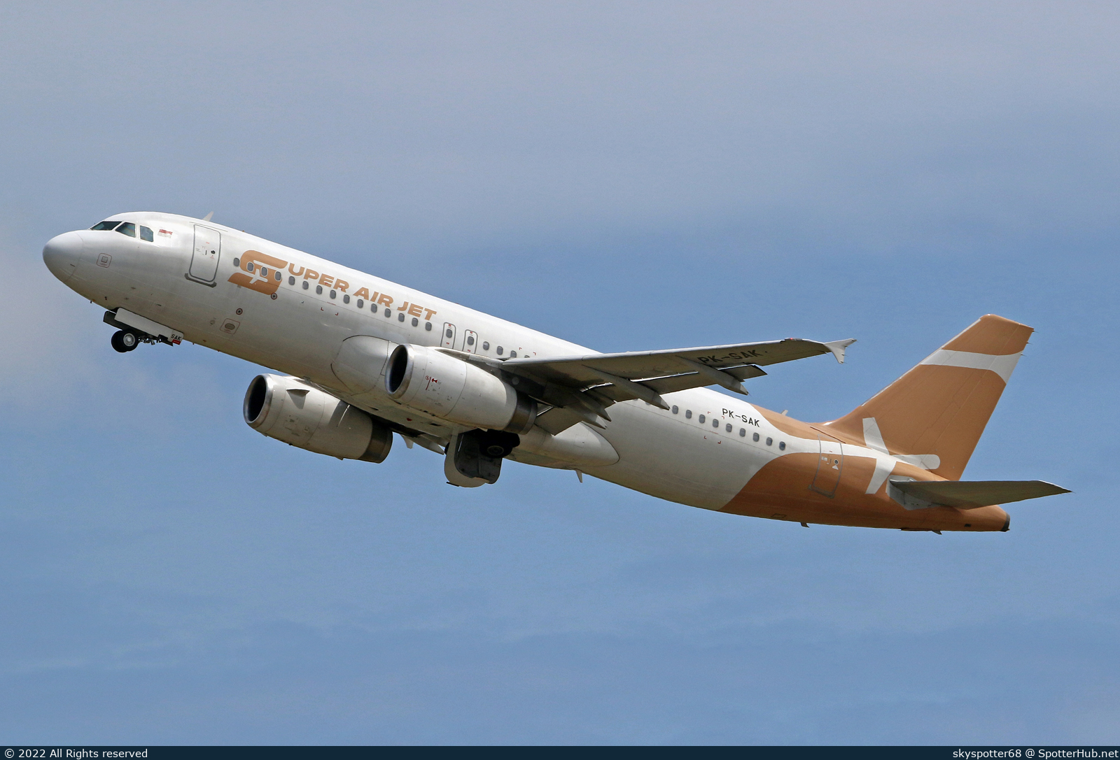 Photo of PK-SAK - Airbus A320-232 operated by Super Air Jet
