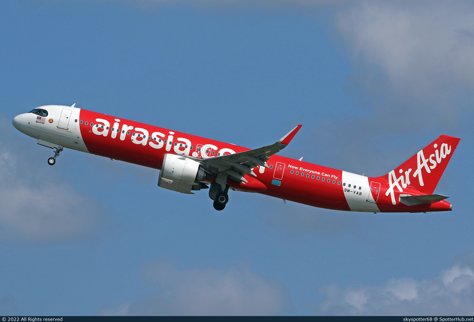 Photo of 9M-VAB - Airbus A321-251NX operated by AirAsia