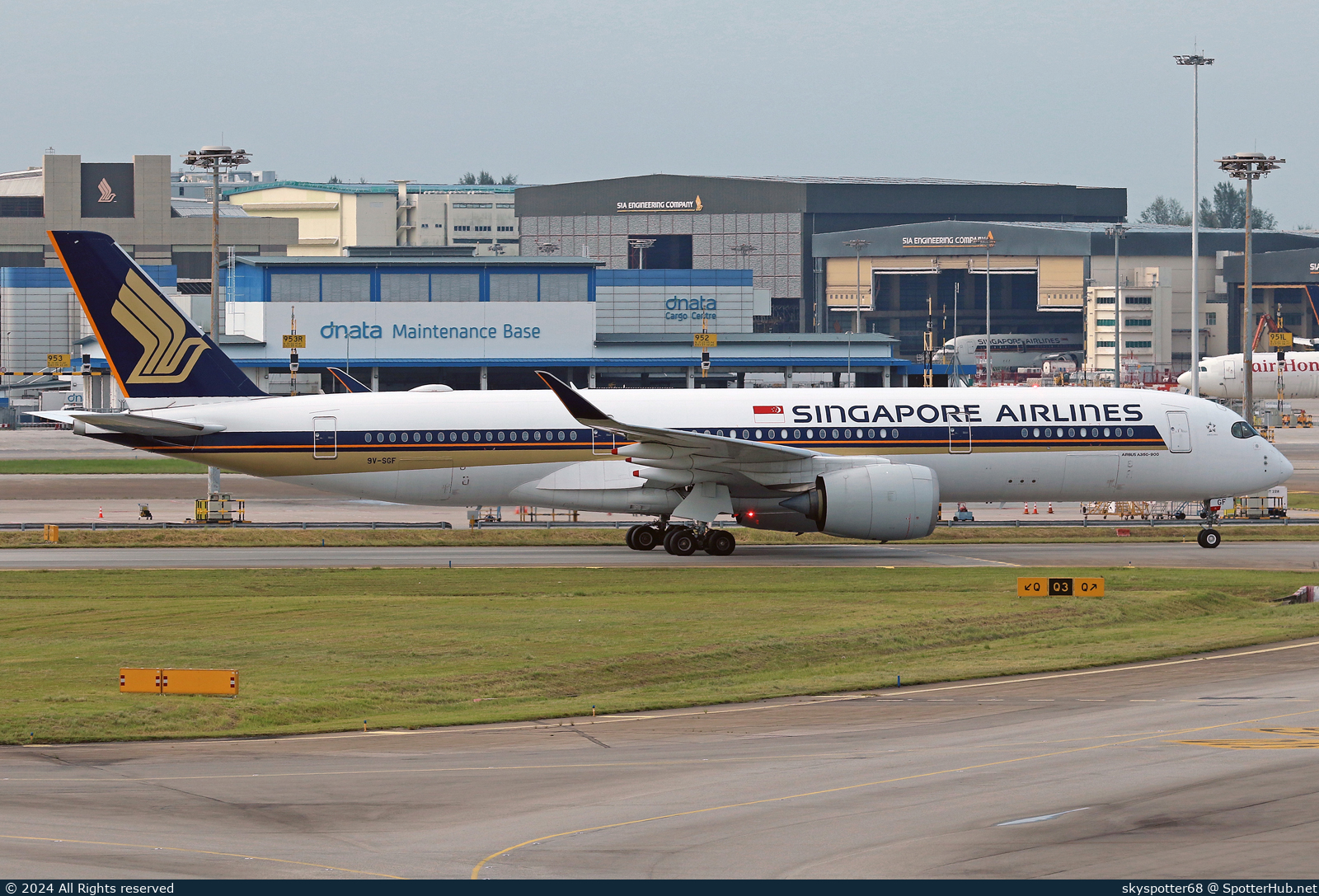 Photo of 9V-SGF - Airbus A350-941 operated by Singapore Airlines