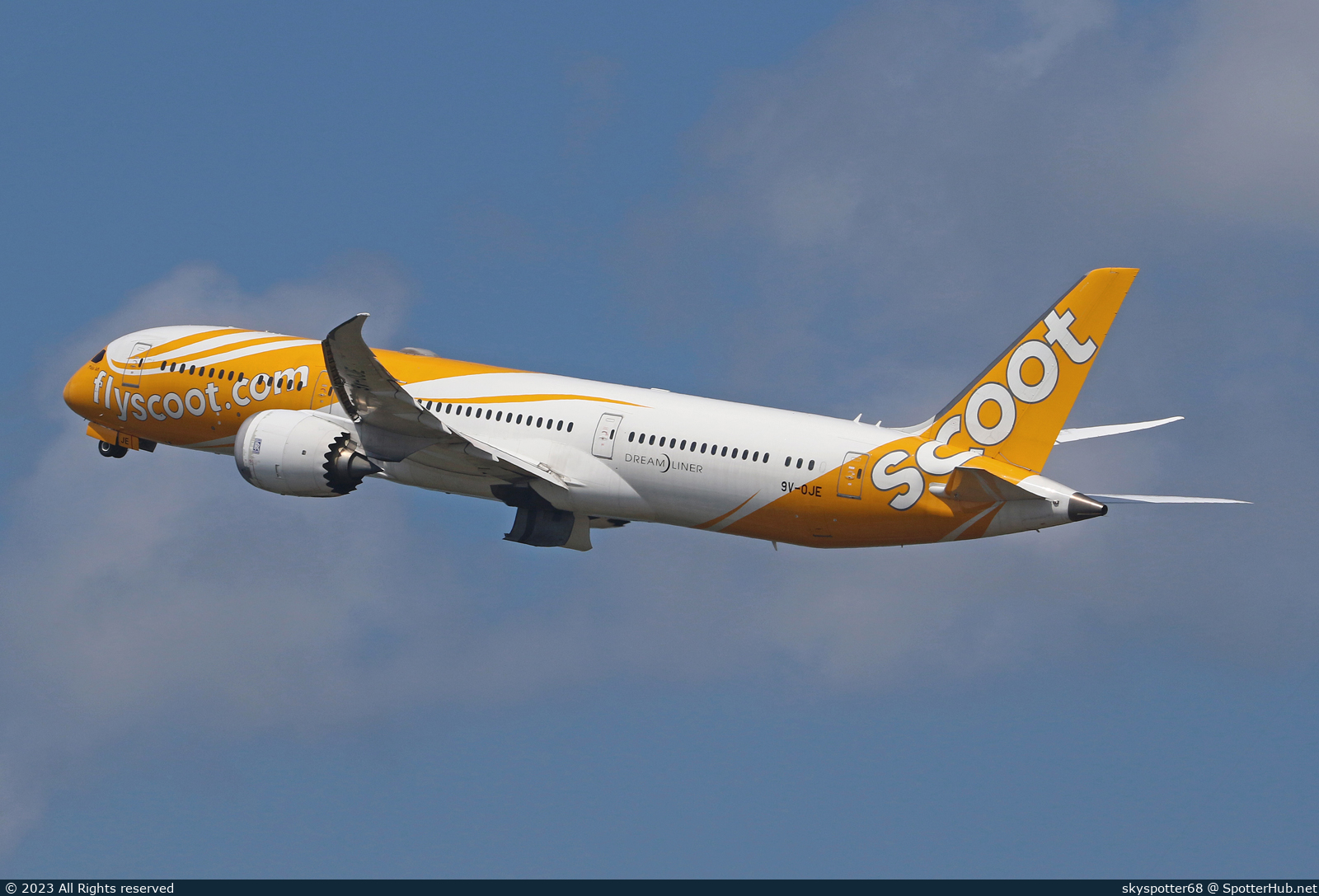 Photo of 9V-OJE - Boeing 787-9 Dreamliner operated by Scoot