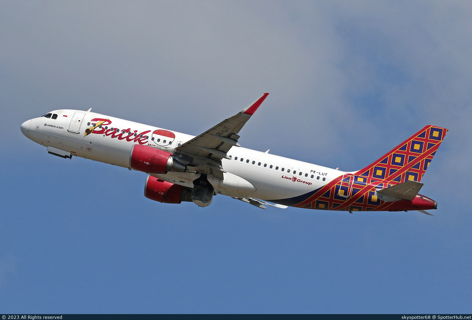 Photo of PK-LUT - Airbus A320-214 operated by Batik Air
