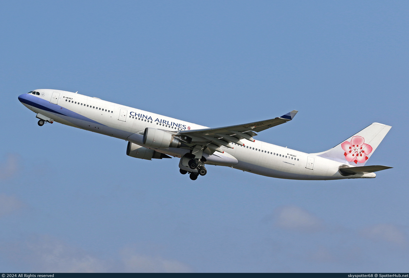 Photo of B-18307 - Airbus A330-302 operated by China Airlines