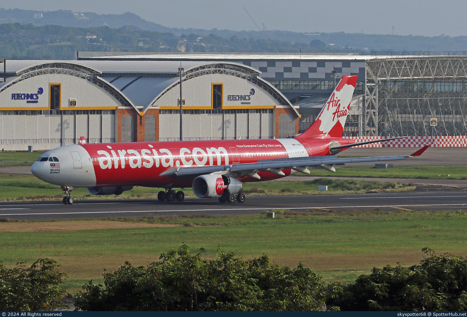Photo of 9M-XXE - Airbus A330-343 operated by AirAsia X