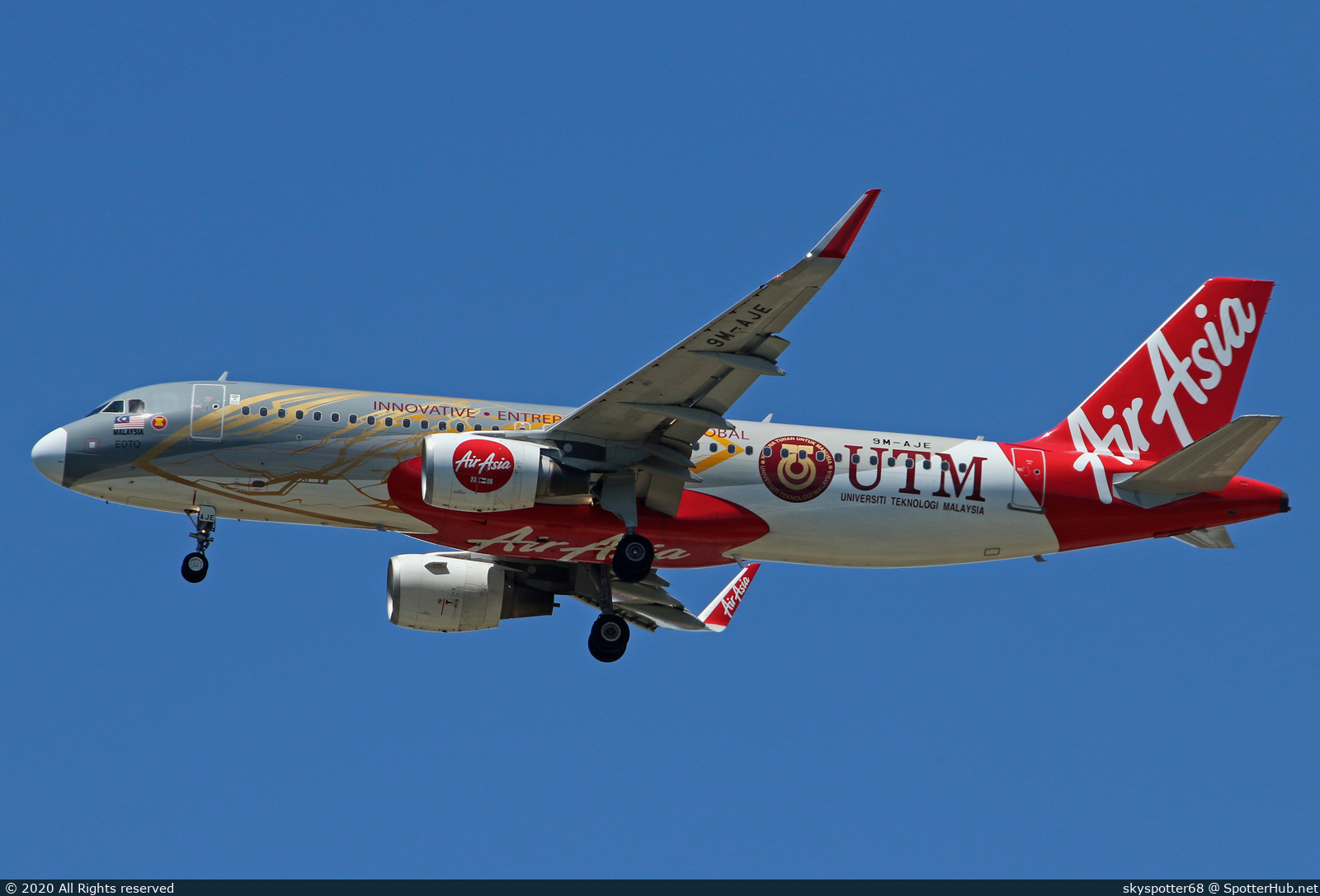 Photo of 9M-AJE - Airbus A320-216 operated by AirAsia