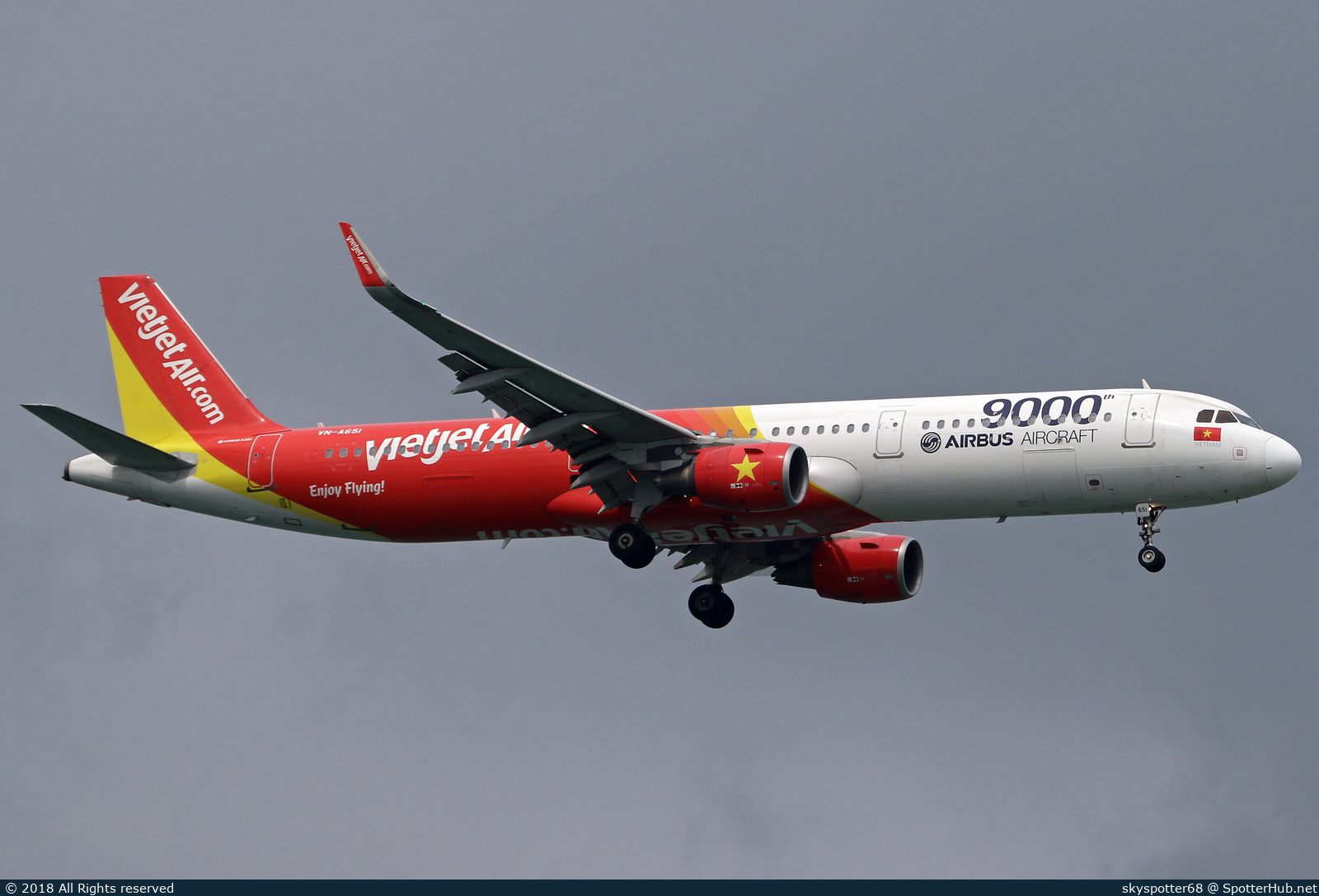 Photo of VN-A651 - Airbus A321-211 operated by VietJet Air