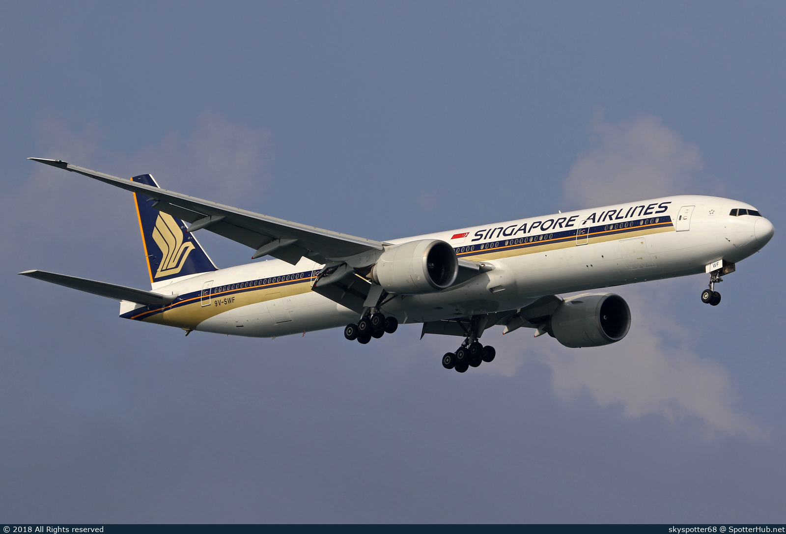 Photo of 9V-SWF - Boeing 777-312(ER) operated by Singapore Airlines