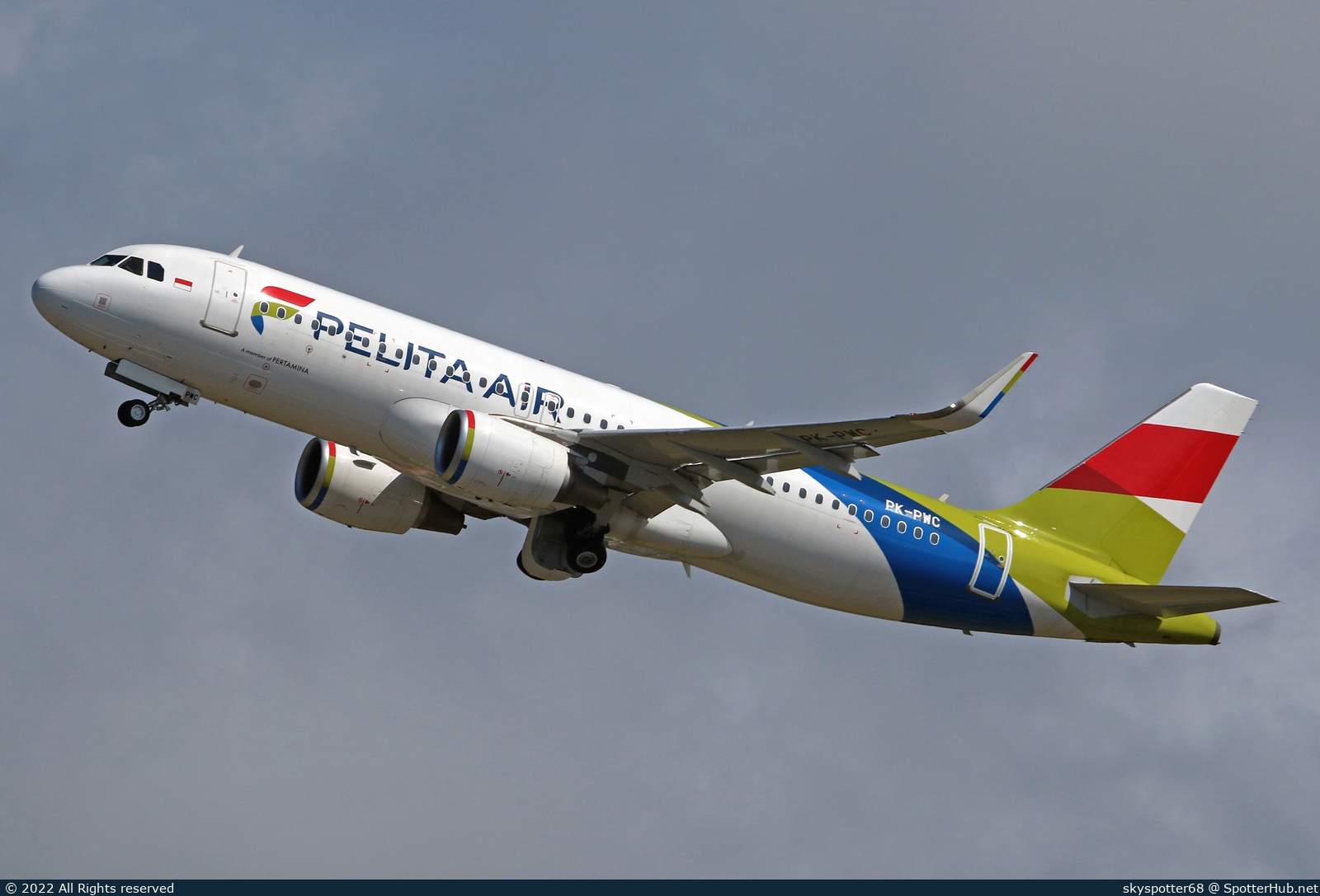 Photo of PK-PWC - Airbus A320-214 operated by Pelita Air
