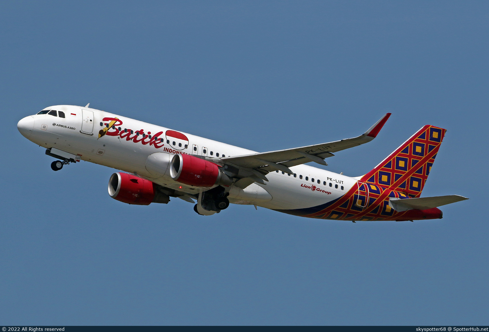 Photo of PK-LUT - Airbus A320-214 operated by Batik Air