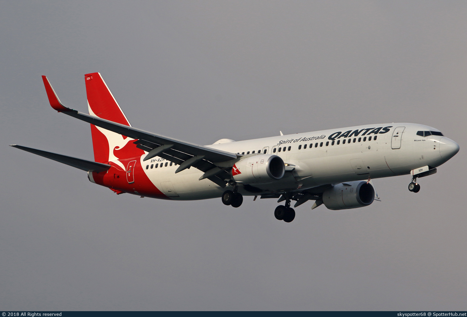 Photo of VH-XZH - Boeing 737-838 operated by Qantas