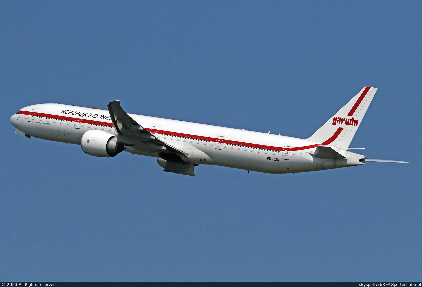 Photo of PK-GIG - Boeing 777-3U3(ER) operated by Government of Indonesia (opb Garuda Indonesia)