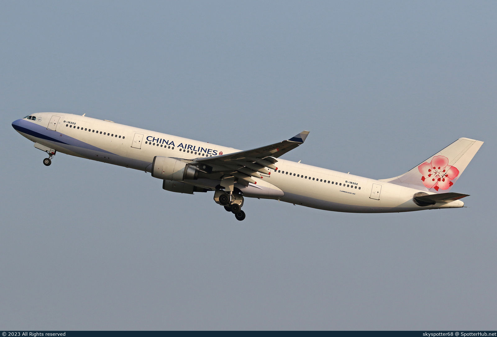 Photo of B-18302 - Airbus A330-302 operated by China Airlines