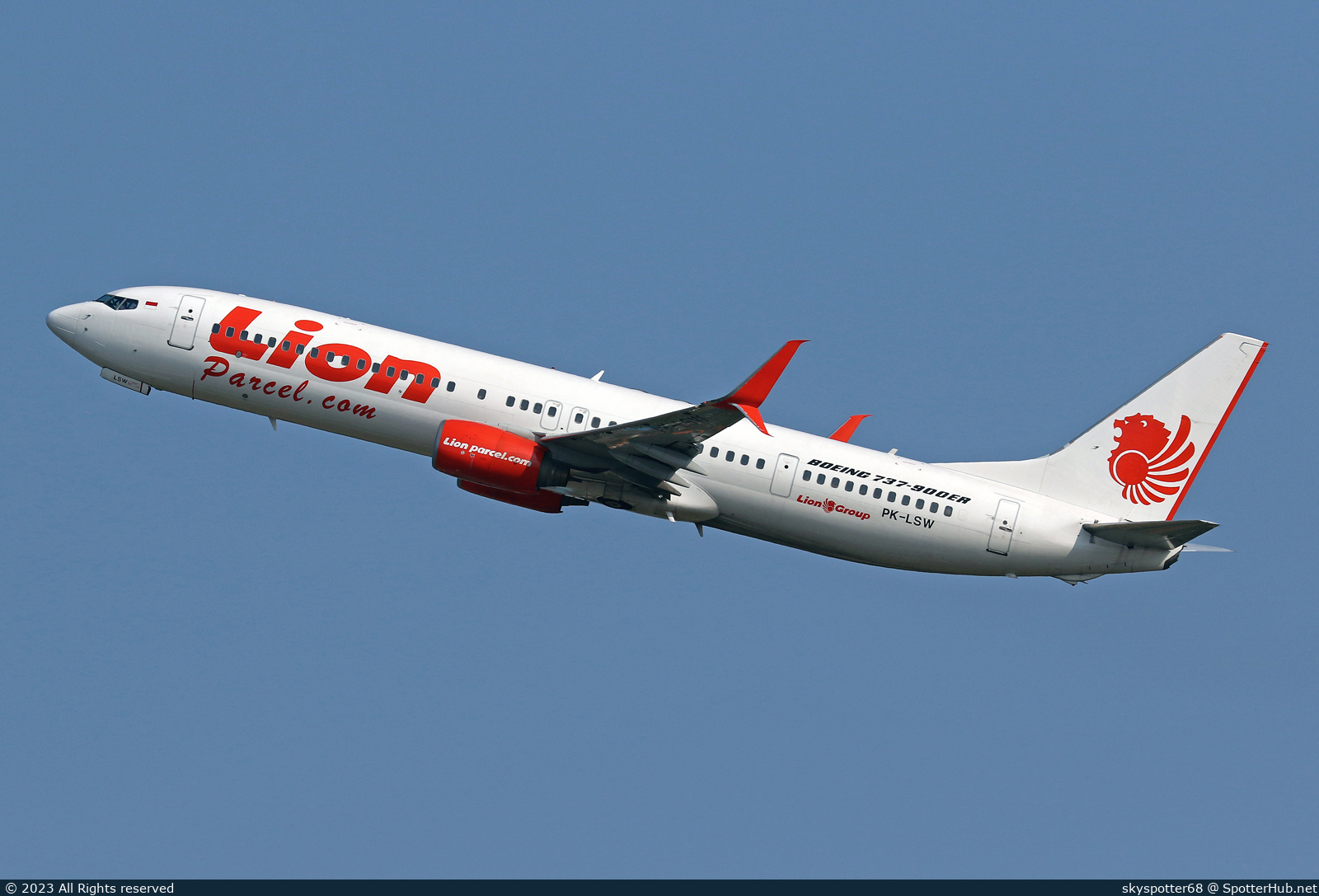 Photo of PK-LSW - Boeing 737-96N(ER) operated by Lion Air