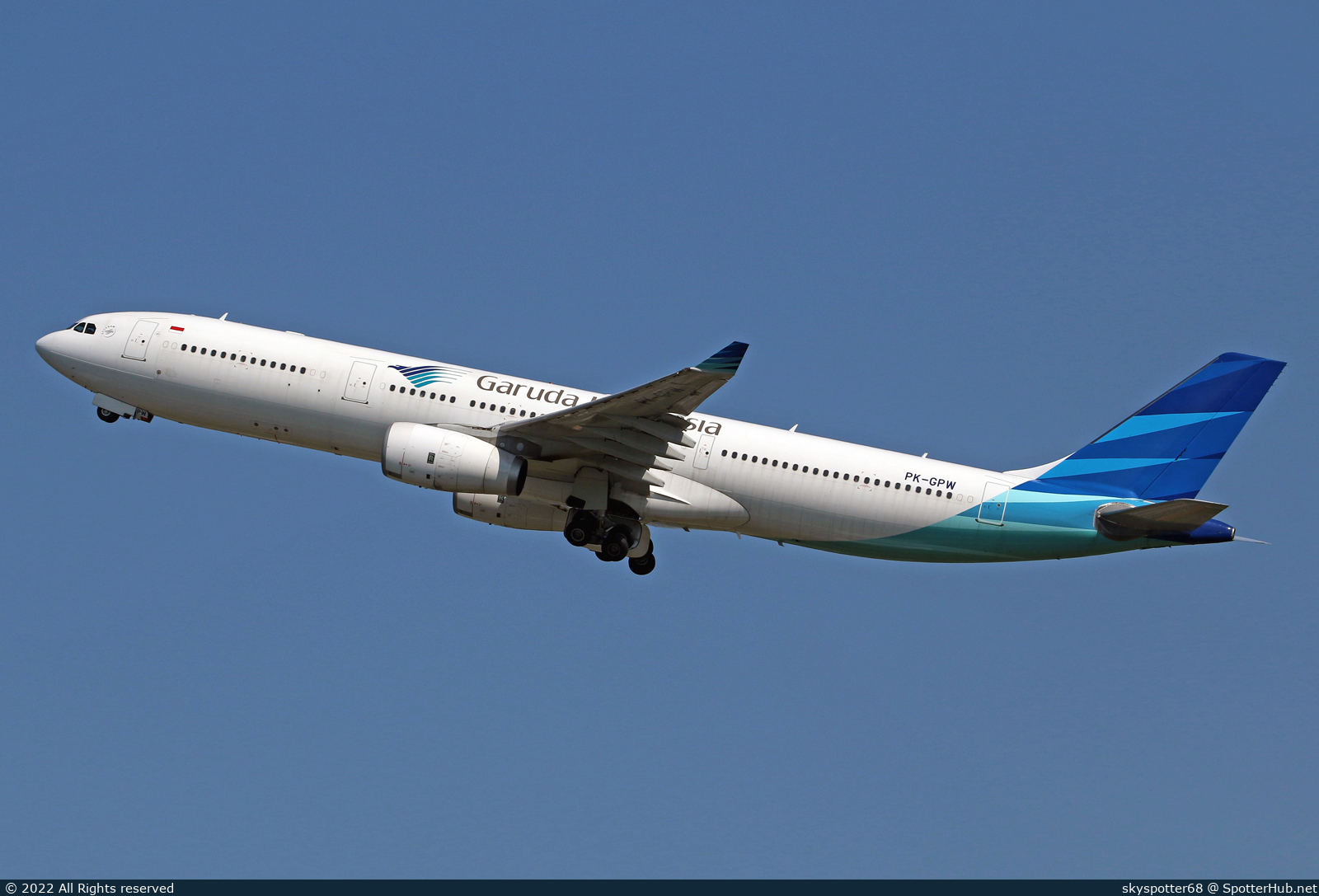 Photo of PK-GPW - Airbus A330-343 operated by Garuda Indonesia