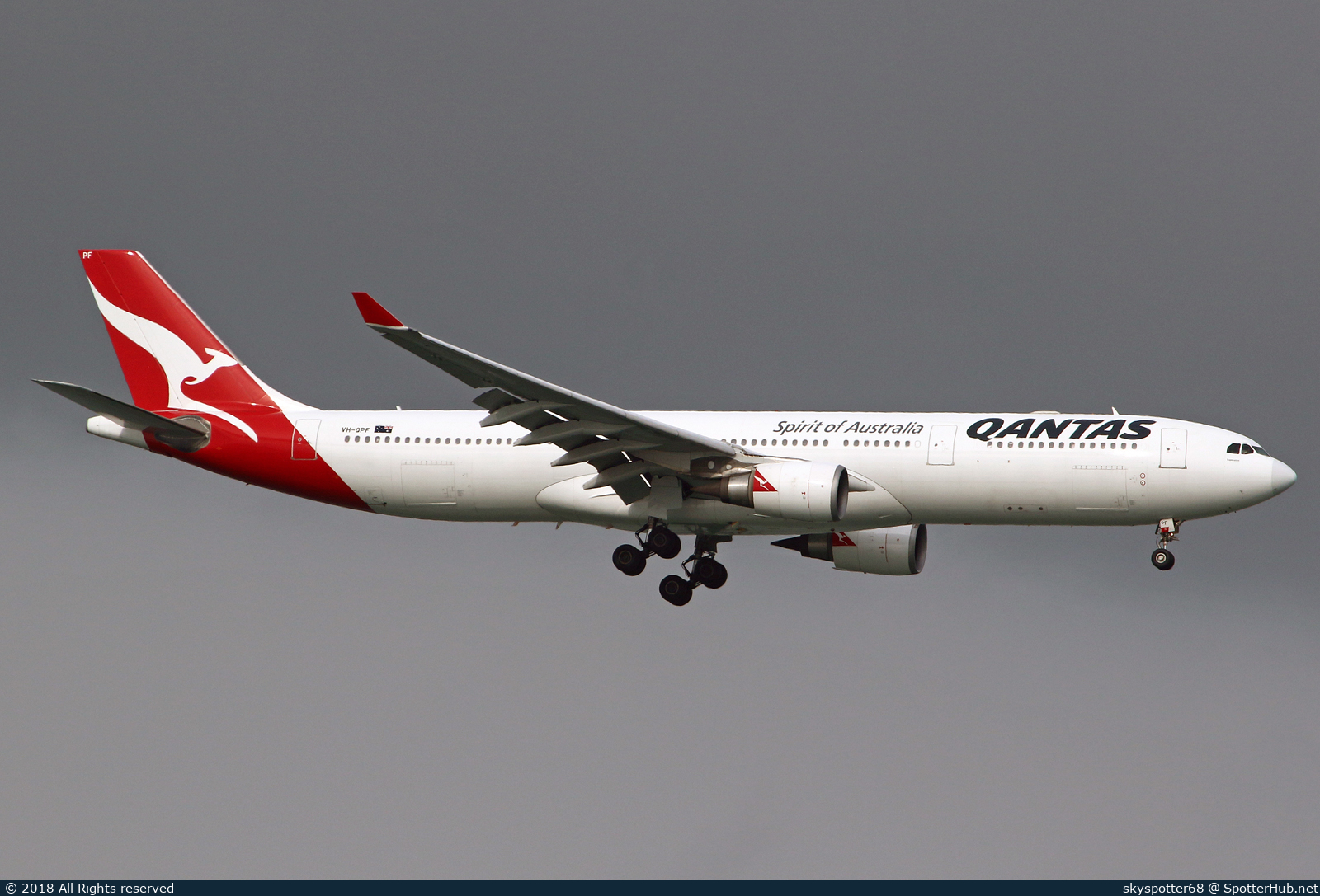 Photo of VH-QPF - Airbus A330-303 operated by Qantas