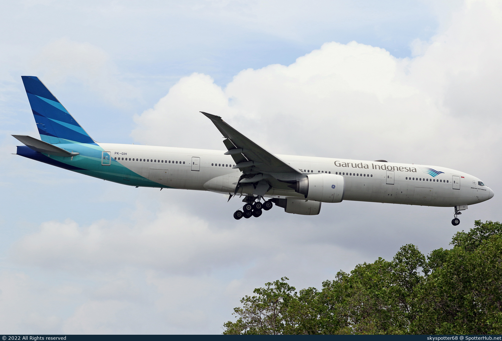 Photo of PK-GIH - Boeing 777-3U3(ER) operated by Garuda Indonesia