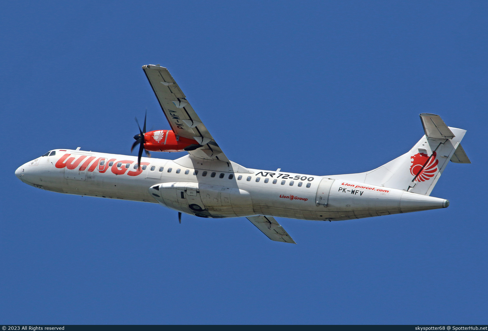 Photo of PK-WFV - ATR 72-500 operated by Wings Air