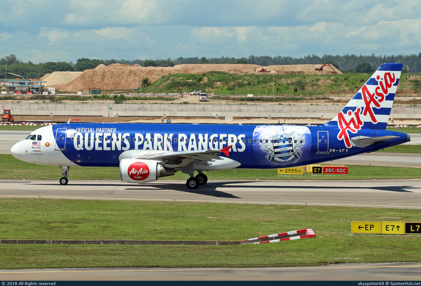 Photo of 9M-AFV - Airbus A320-216 operated by AirAsia