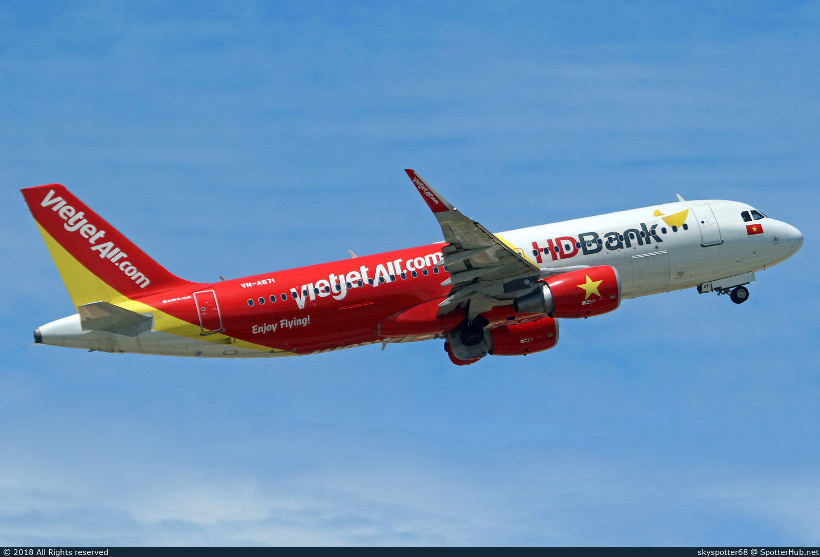 Photo of VN-A671 - Airbus A320-214 operated by VietJet Air