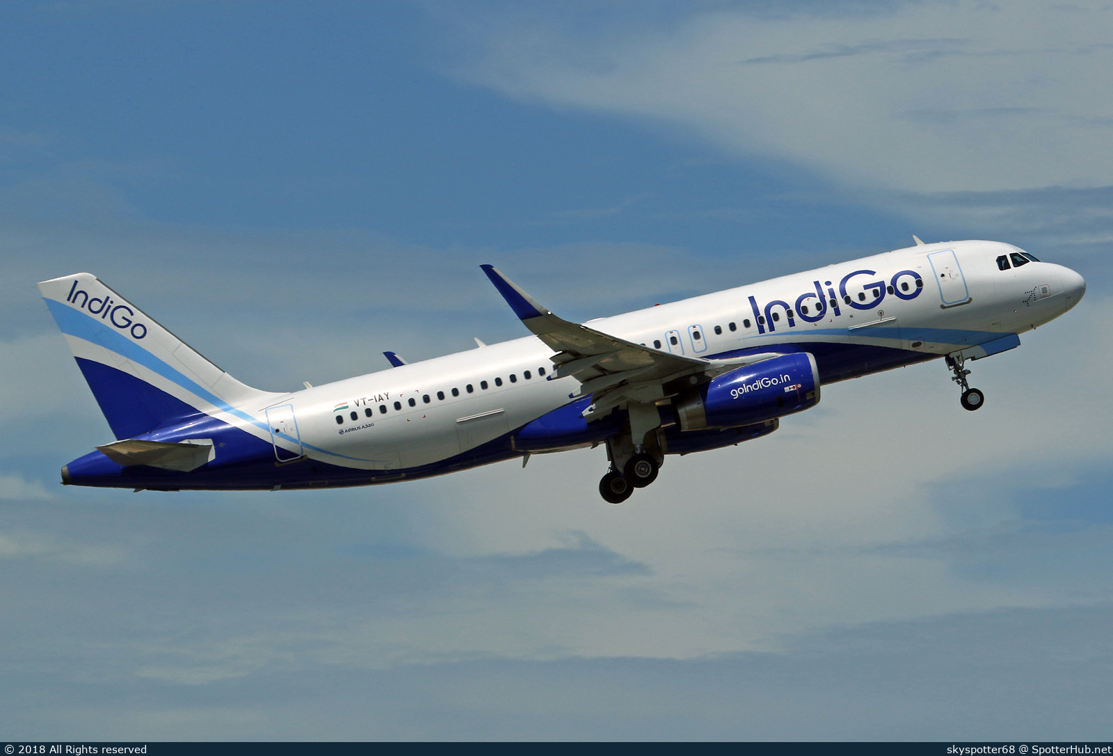 Photo of VT-IAY - Airbus A320-232 operated by IndiGo