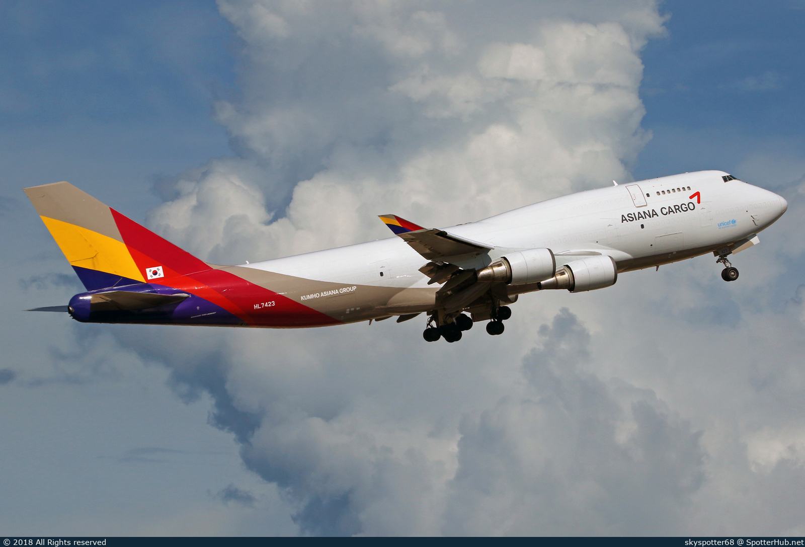 Photo of HL7423 - Boeing 747-48E(BDSF) operated by Asiana Cargo