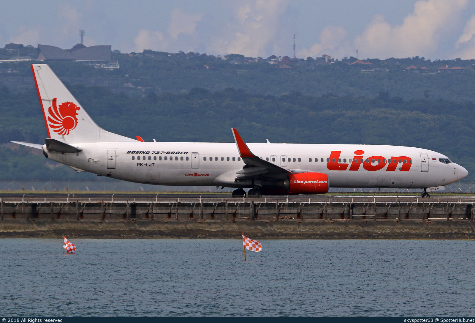 Photo of PK-LJT - Boeing 737-9GP(ER) operated by Lion Air