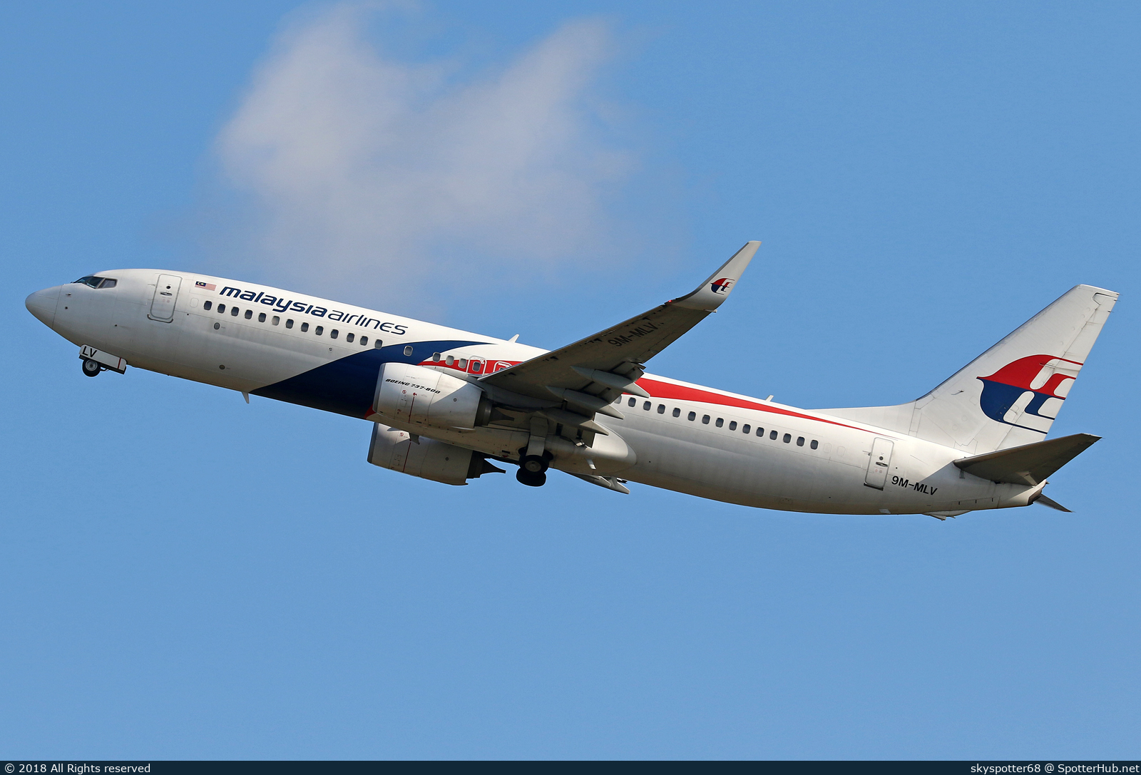 Photo of 9M-MLV - Boeing 737-8H6 operated by Malaysia Airlines