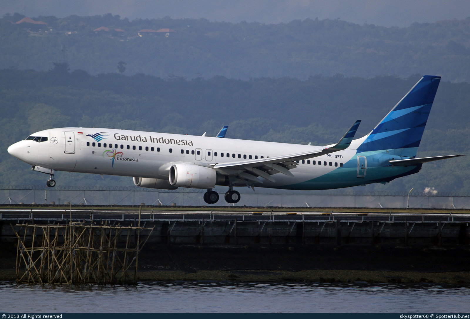 Photo of PK-GFD - Boeing 737-8U3 operated by Garuda Indonesia